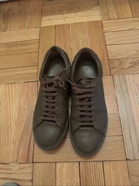Women Low-Top Casual Sneakers